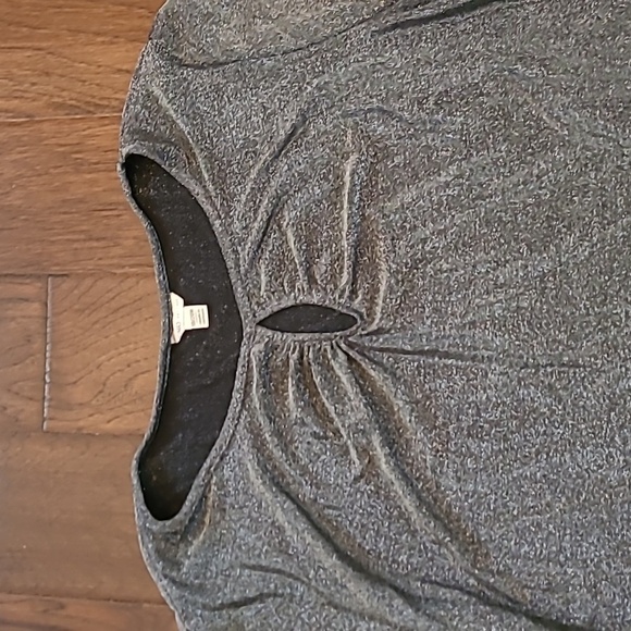 💥3for$12💥 Cato women's asymmetrical shimmery tunic size 18/20W - Picture 2 of 7